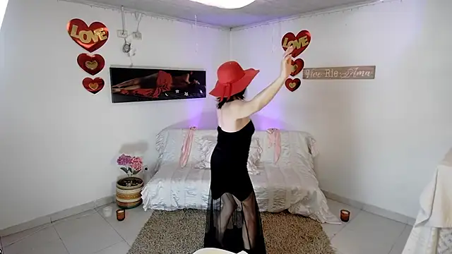 lollita 23  online show from 04-13-26, 08:14