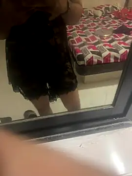 Snapshot of hornyguy271192 chatting on 11-02-25, 06:10 hornyguy271192 online show from 11-02-25, 06:10