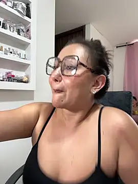 Snapshot of Victoria-Harper chatting on 02-06-25, 09:17 Victoria-Harper online show from 02-06-25, 09:17