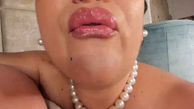 Snapshot of Victoria-Harper chatting on 03-02-25, 10:16 Victoria-Harper online show from 03-02-25, 10:16