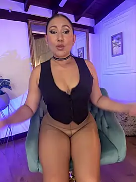 Snapshot of Victoria-Harper chatting on 03-04-25, 12:22 Victoria-Harper online show from 03-04-25, 12:22