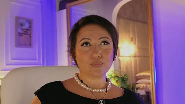 Snapshot of Victoria-Harper chatting on 09-11-25, 11:54 Victoria-Harper online show from 09-11-25, 11:54