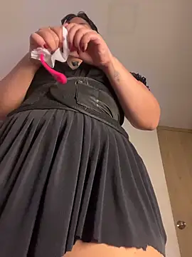 JulianaCastillo online show from 02-18-26, 10:00