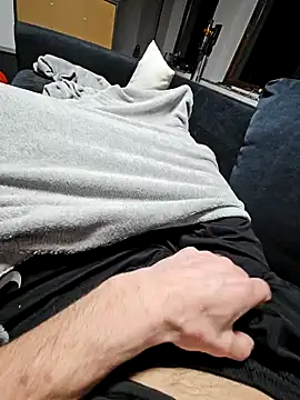 Snapshot of Nakeddriver1and-Wife chatting on 02-18-25, 06:15 Nakeddriver1and-Wife online show from 02-18-25, 06:15