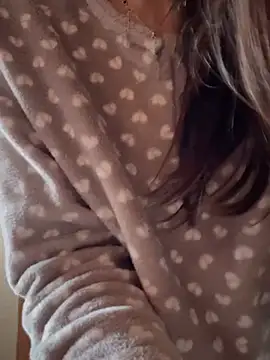 Snapshot of rossana99_ chatting on 03-29-26, 09:20 rossana99 online show from 03-29-26, 09:20