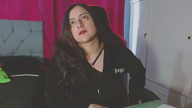 Noamartin  online show from 10-14-25, 10:21