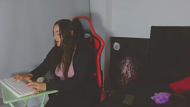 Noamartin  online show from 03-15-26, 01:33