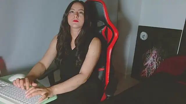 Noamartin  online show from 03-26-26, 01:55