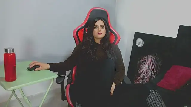 Noamartin  online show from 04-18-26, 03:43