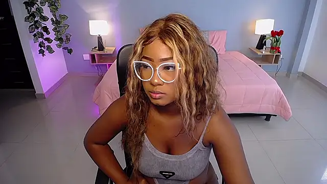 Snapshot of JasmineCampbell_ chatting on 02-24-25, 08:14 JasmineCampbell online show from 02-24-25, 08:14