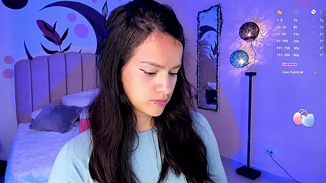 Snapshot of katherin_smith_ chatting on 02-05-25, 06:37 katherin smith online show from 02-05-25, 06:37