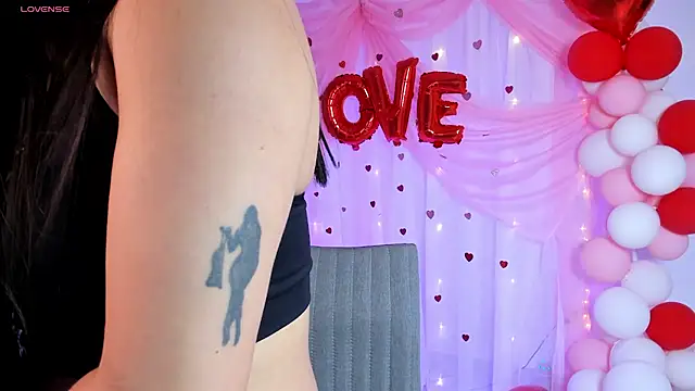 Snapshot of katherin_smith_ chatting on 02-28-26, 02:12 katherin smith online show from 02-28-26, 02:12