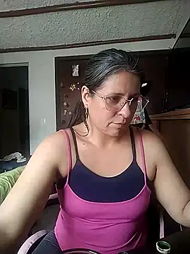 Snapshot of LucifernandaSw chatting on 04-30-26, 06:58 LucifernandaSw online show from 04-30-26, 06:58