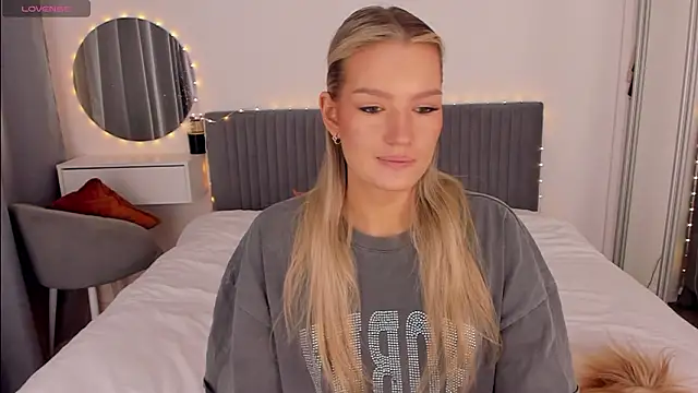 CassieRayss online show from 02-10-26, 02:54