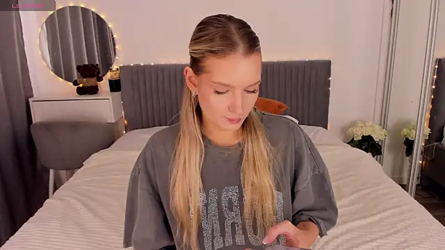 CassieRayss online show from 05-27-26, 12:57