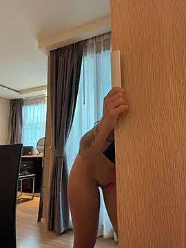 Snapshot of AngelinaTeller chatting on 02-07-26, 01:42 AngelinaTeller online show from 02-07-26, 01:42