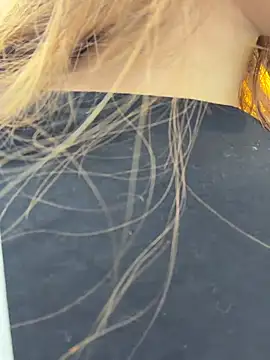 Snapshot of AngelinaTeller chatting on 02-20-26, 06:26 AngelinaTeller online show from 02-20-26, 06:26