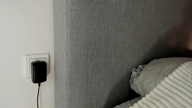 Rachel Rey online show from 12-19-25, 09:05