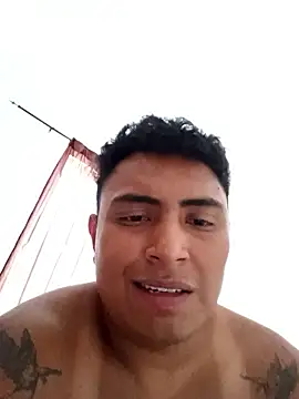 Snapshot of Leon_69ht chatting on 05-02-26, 02:11 Leon 69ht online show from 05-02-26, 02:11