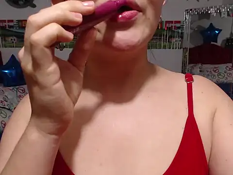 Snapshot of Angela_18honey chatting on 06-25-26, 03:17 Angela 18honey online show from 06-25-26, 03:17