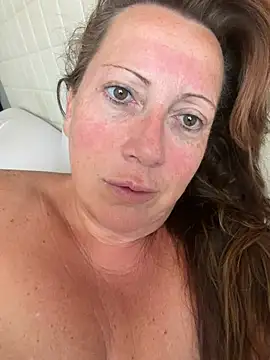 xsexycurvymilf online show from 07-12-26, 06:59