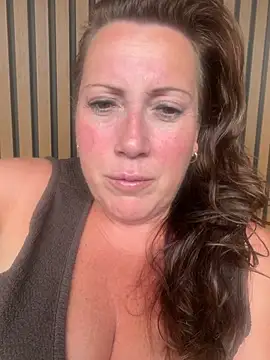 xsexycurvymilf online show from 07-13-26, 07:05