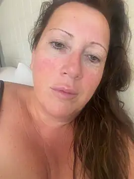 xsexycurvymilf online show from 07-26-26, 07:26