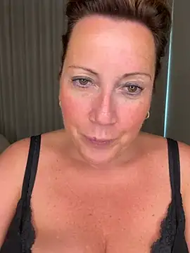 xsexycurvymilf online show from 07-28-26, 01:54