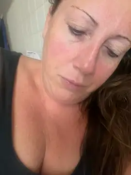 xsexycurvymilf online show from 08-02-26, 08:02