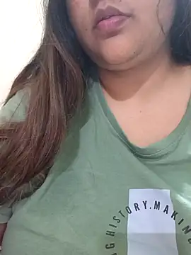 Snapshot of _Redwine_ chatting on 02-22-25, 01:46 Redwine online show from 02-22-25, 01:46