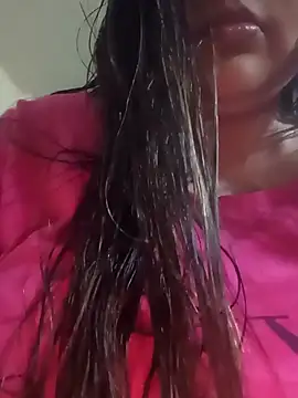 Snapshot of _Redwine_ chatting on 03-02-25, 04:10 Redwine online show from 03-02-25, 04:10