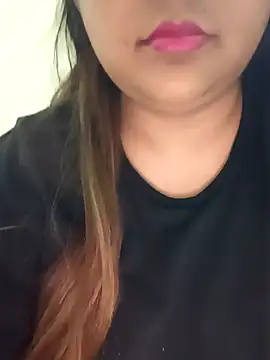 Snapshot of _Redwine_ chatting on 03-21-25, 05:12 Redwine online show from 03-21-25, 05:12