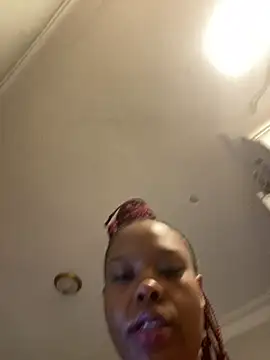 Dellah26 online show from 04-18-26, 06:06