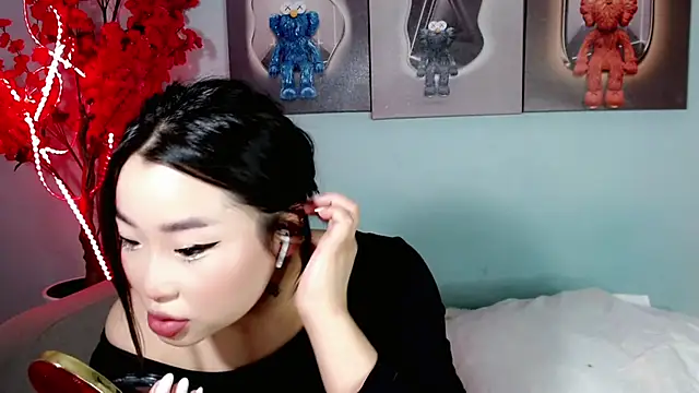 Snapshot of ichiben chatting on 01-21-25, 08:41 ichiben online show from 01-21-25, 08:41