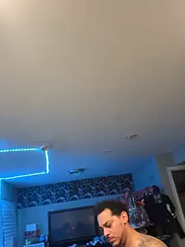 Your Going2Luv Me online show from 02-26-25, 02:57