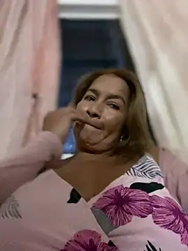 Snapshot of Jlo_69 chatting on 01-02-25, 10:55 Jlo 69 online show from 01-02-25, 10:55