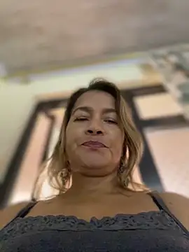 Snapshot of Jlo_69 chatting on 03-01-25, 07:15 Jlo 69 online show from 03-01-25, 07:15