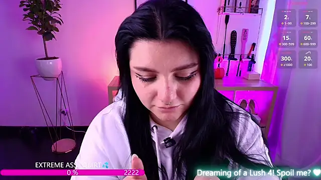 Snapshot of catha_cat chatting on 05-19-26, 06:25 catha cat online show from 05-19-26, 06:25