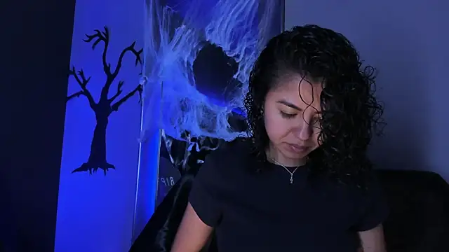 Amareto  online show from 10-26-25, 11:49