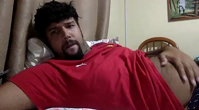 Snapshot of Luksmen chatting on 12-24-24, 09:55 Luksmen online show from 12-24-24, 09:55