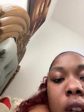 SSEXYBUBBLEBUTT101 online show from 02-04-25, 10:13