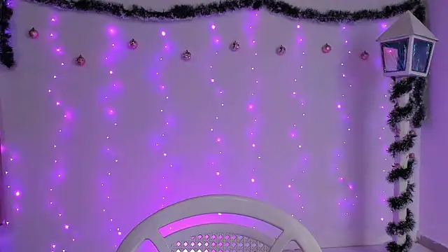 cute roxana  online show from 12-28-24, 10:23