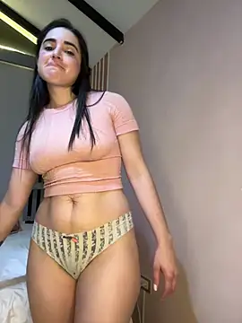 Snapshot of Victoria-And1 chatting on 02-04-25, 01:45 Victoria-And1 online show from 02-04-25, 01:45