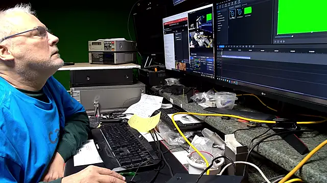 Snapshot of ButtCrackShowing-OOPS chatting on 02-24-26, 06:28 ButtCrackShowing-OOPS online show from 02-24-26, 06:28