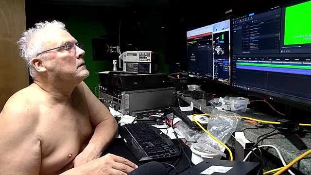 ButtCrackShowing-OOPS online show from 04-24-26, 02:14