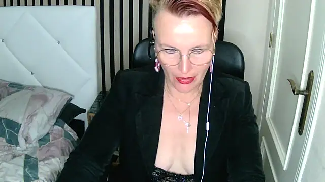 Snapshot of xxNoeliaxx chatting on 03-01-25, 07:41 xxNoeliaxx online show from 03-01-25, 07:41