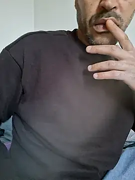 molozeb online show from 10-14-25, 04:30