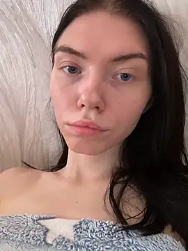 Lisaaa Alisa online show from 03-07-25, 09:29