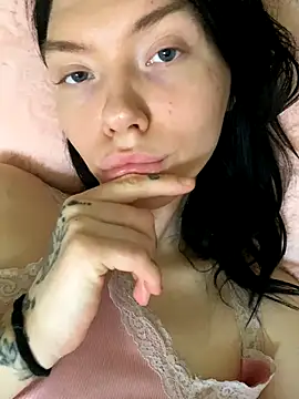 Lisaaa Alisa online show from 10-27-25, 09:57