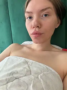 Snapshot of Lisaaa_Alisa chatting on 06-16-26, 08:28 Lisaaa Alisa online show from 06-16-26, 08:28